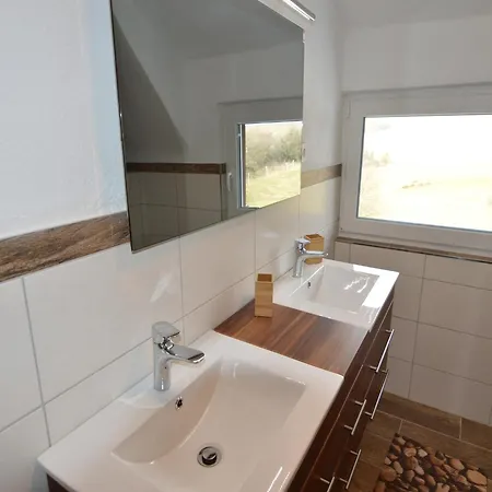 Casa de Férias Forest Haven In *